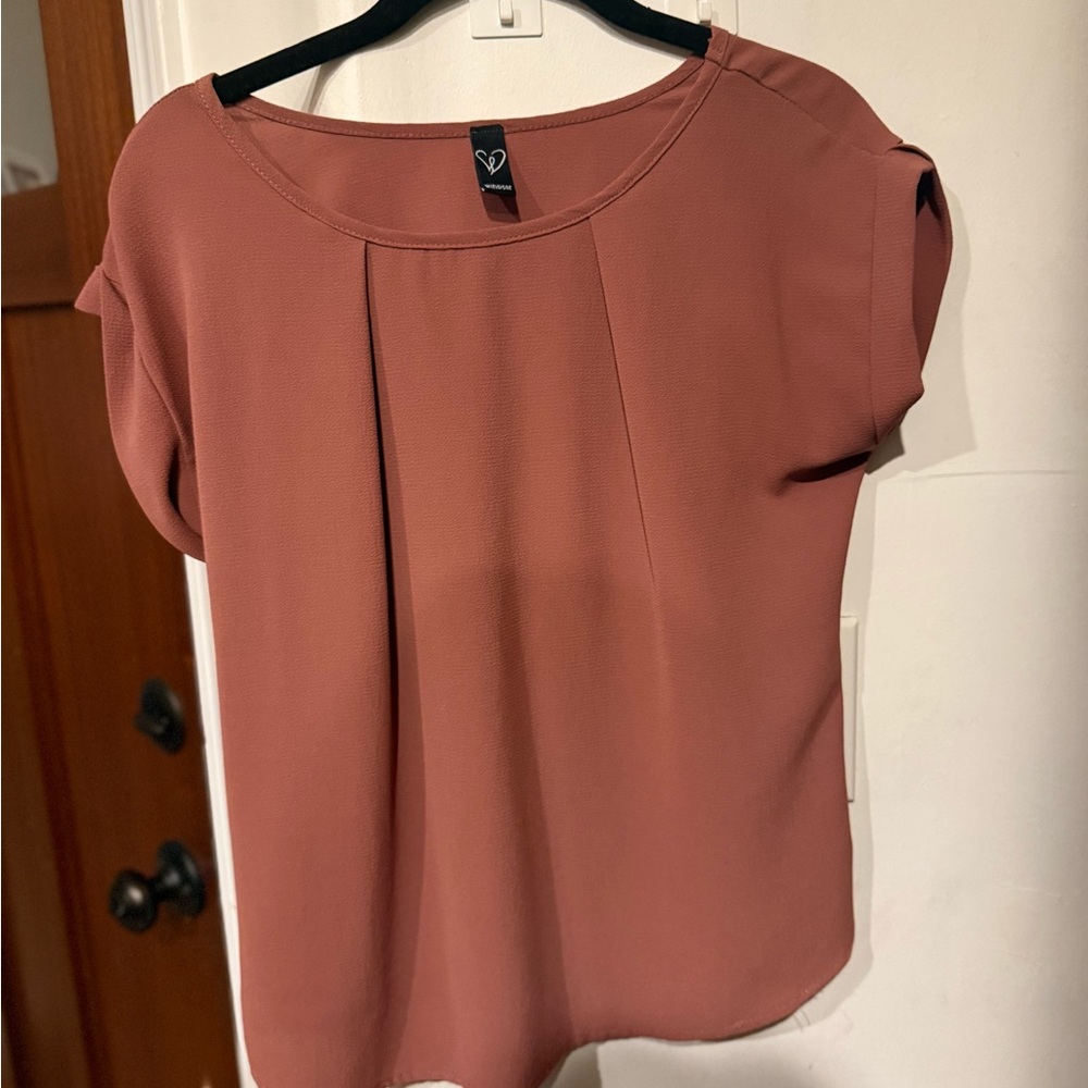 Windsor Pleated Short Sleeve Blouse in Dusty Rose